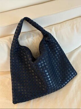 Bottega Veneta Hop Large Leather and Denim Intrecciato Navy Hobo Bag New Limited